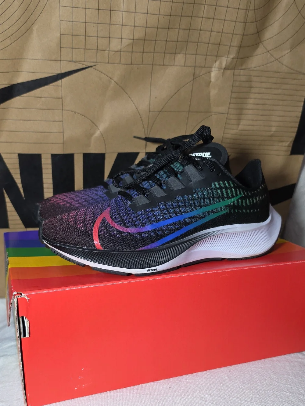 Nike Air Zoom Pegasus 37 Be True  Pride Multicolor CV0266-001 Sz Mens 6 Wmns 7.5